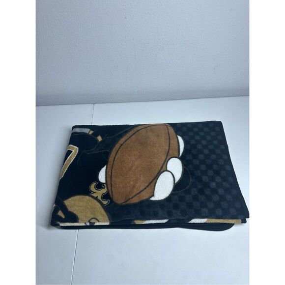 New Orleans Saints Fleece Throw Blanket 48"x60 Mickey Mouse NFL See Description - Picture 13 of 14